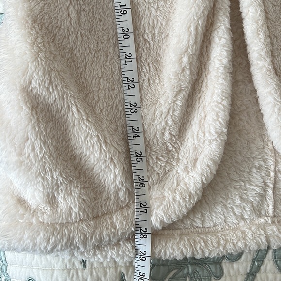 Women’s Loft Faux Fur Teddy Jacket Size L - Picture 10 of 10